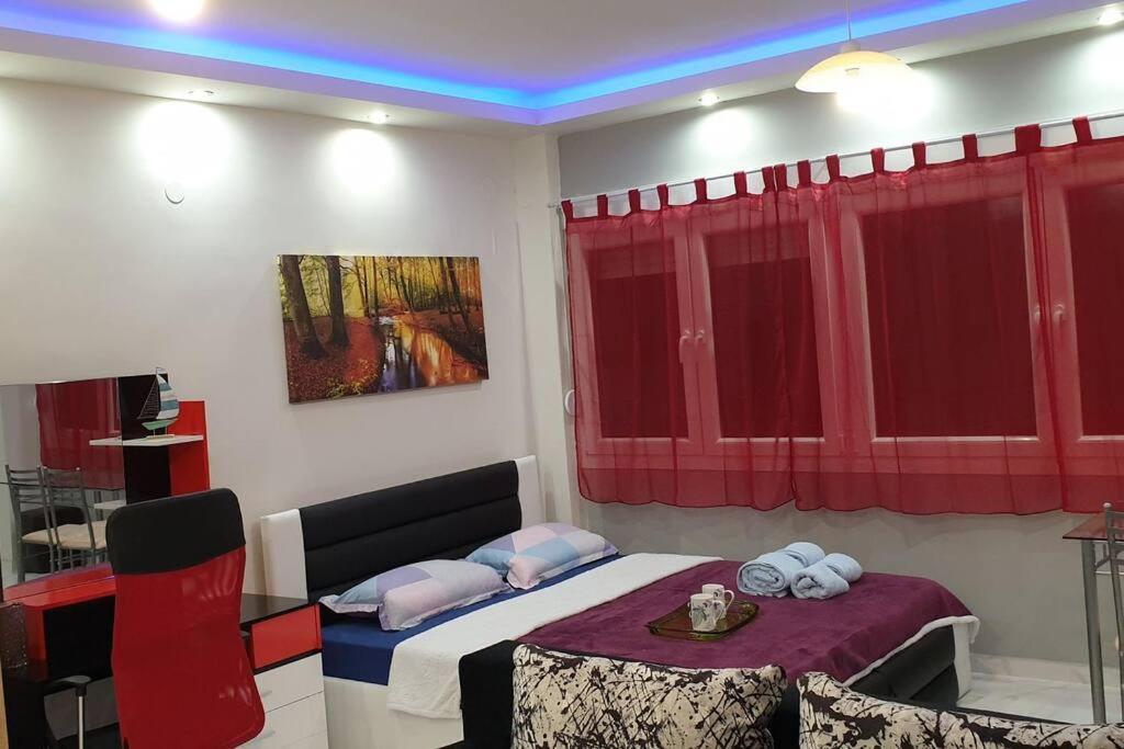 Luxury Studio In Downtown Солун Екстериор снимка