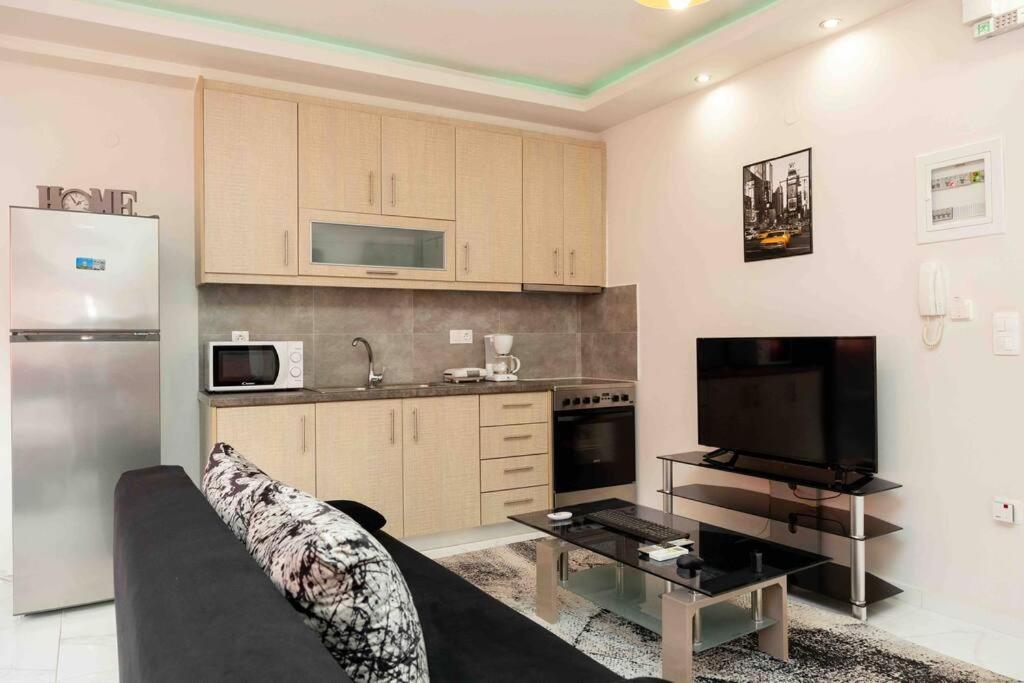 Luxury Studio In Downtown Солун Екстериор снимка